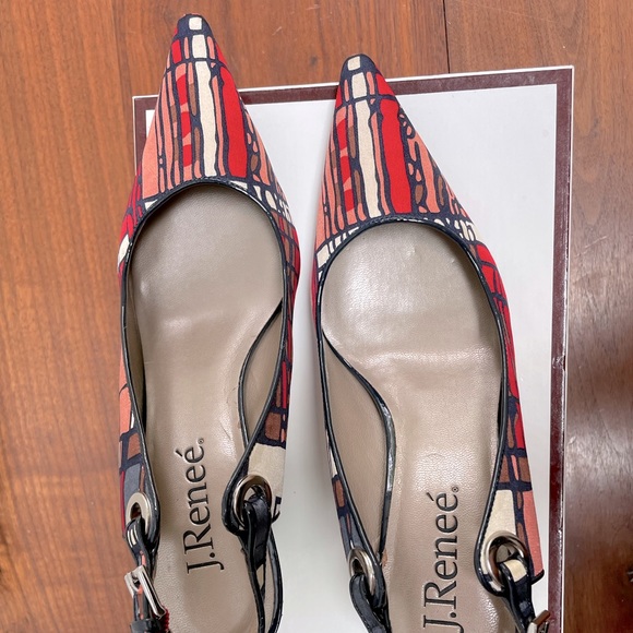 NWOT Satin Sling Back Pumps 7.5 - Picture 2 of 3